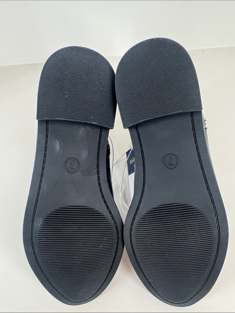Universal Thread booties - Picture 4 of 5